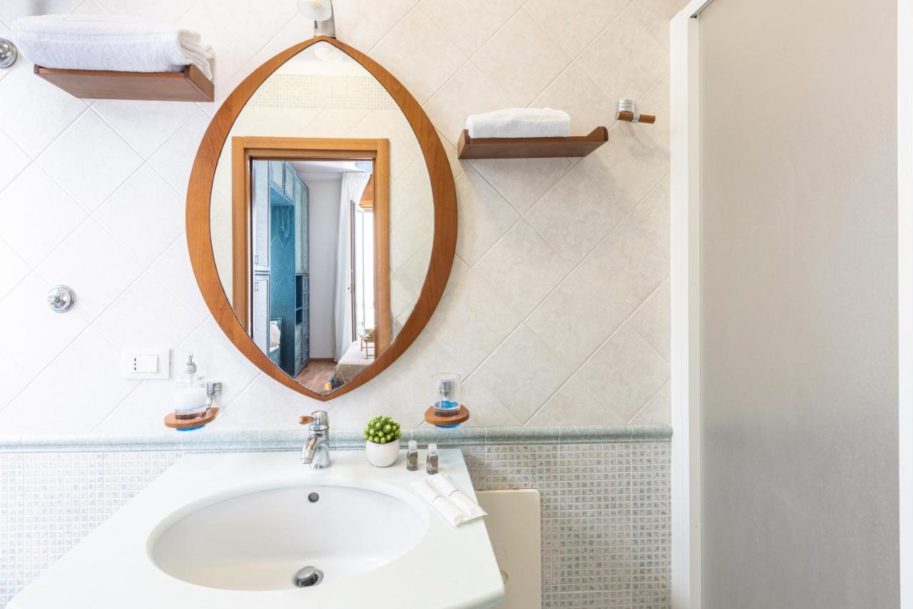 Sorrentovibes - Spacious 3 Bedrooms Apartment In Sorrento Oldtown 외부 사진
