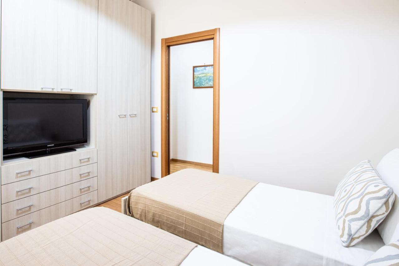 Sorrentovibes - Spacious 3 Bedrooms Apartment In Sorrento Oldtown 외부 사진